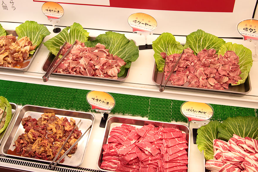 沖縄式島豚焼肉 ばんない　店内風景