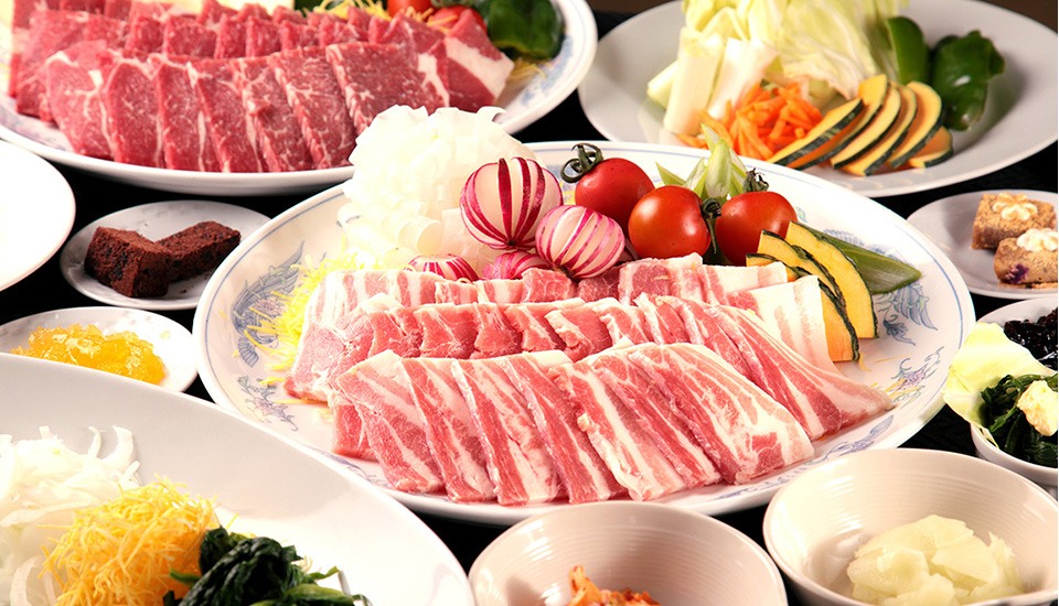 沖縄式島豚焼肉 ばんない 食べ放題メニュー